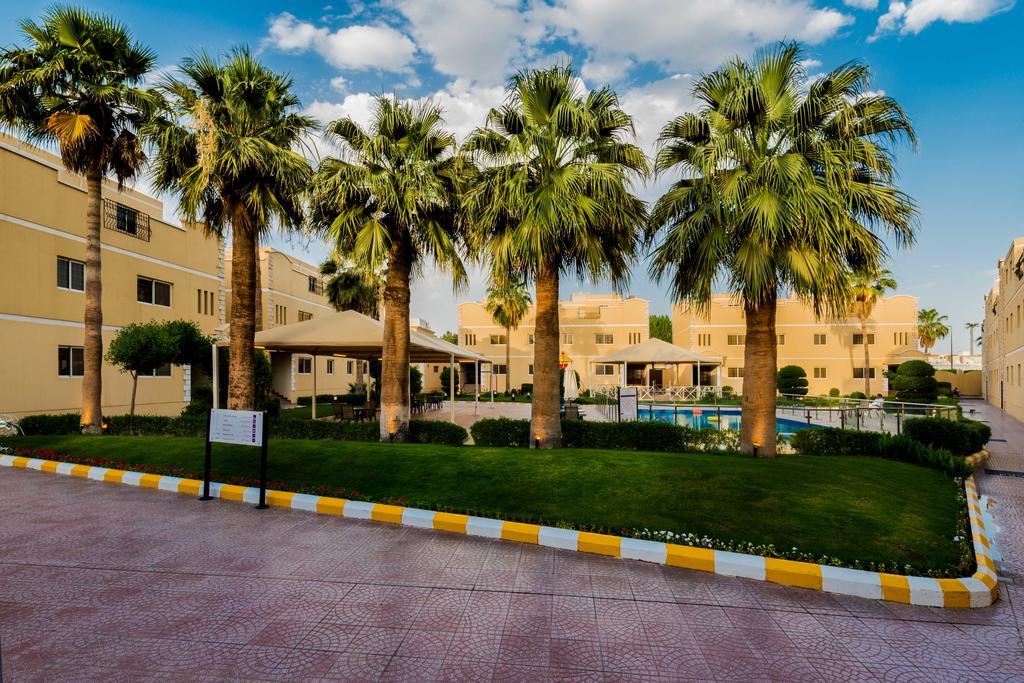 Boudl Al Malaz Aparthotel Riyadh Bagian luar foto